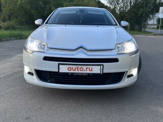 2011 Citroen C5 II, белый, 700000 рублей, вид 3