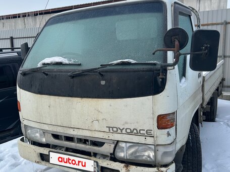1998 Toyota Dyna, белый, 950000 рублей, вид 1