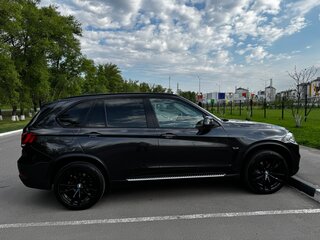 2015 BMW X5 25d III (F15), серый, 3000000 рублей, вид 4