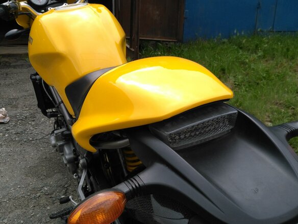 2001 Ducati Monster S4, жёлтый - вид 16