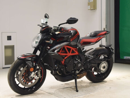 2020 MV Agusta Brutale 800, чёрный, 750000 рублей, вид 4