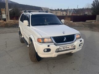 2006 Mitsubishi Pajero Sport I Рестайлинг, белый, 1350000 рублей, вид 3