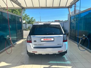 2011 Land Rover Freelander II Рестайлинг, белый, 1950000 рублей, вид 3