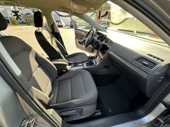 2019 Volkswagen Golf VII Рестайлинг, серый, 1990000 рублей - вид 8
