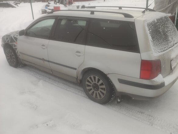 1998 Volkswagen Passat B5, серебристый, 350000 рублей - вид 2