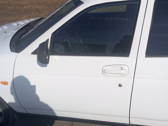 2011 Lada (ВАЗ) Priora I, белый, 400000 рублей - вид 3