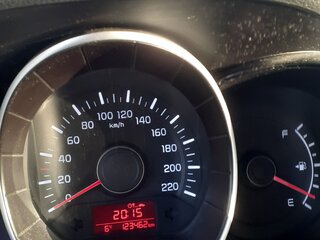 2016 Kia Rio III Рестайлинг, белый, 840000 рублей, вид 3