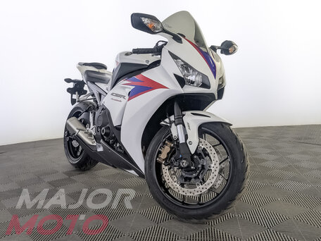 2012 Honda CBR 1000 RR/RA Fireblade, белый, 1265000 рублей, вид 5