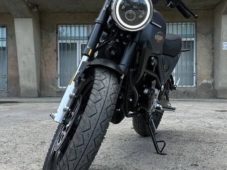 2025 Motoland Scrambler 250, серебристый, 155000 рублей, вид 2