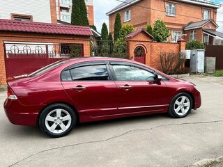 2006 Honda Civic VIII, красный, 720000 рублей, вид 2