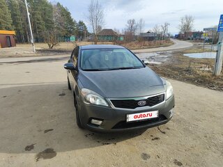 2011 Kia Ceed I Рестайлинг, серебристый, 715000 рублей, вид 1