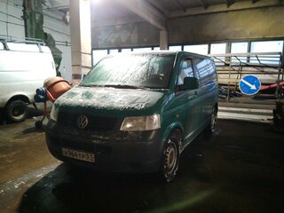 2006 Volkswagen Caravelle T5, зелёный, 1050000 рублей, вид 3