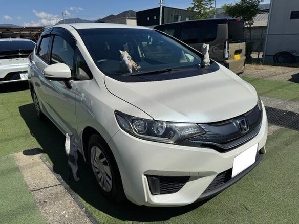 2013 Honda Fit III, белый, 680000 рублей - вид 2