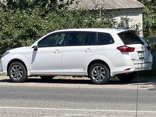 2019 Toyota Corolla Fielder XI (E160, E170) Рестайлинг 2, белый, 1750000 рублей, вид 2
