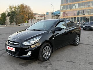 2013 Hyundai Solaris I, чёрный, 739000 рублей, вид 1