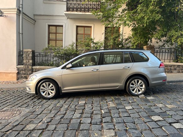 2019 Volkswagen Golf VII Рестайлинг, серый, 1990000 рублей - вид 6