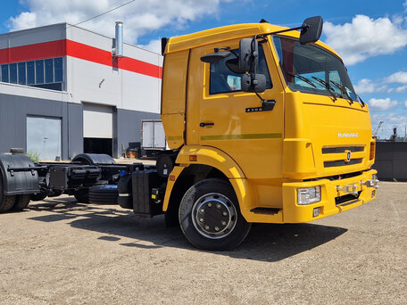 2024 КамАЗ 4308, жёлтый, 5850000 рублей, вид 3
