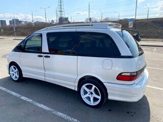 1998 Toyota Estima I, белый, 700000 рублей, вид 4