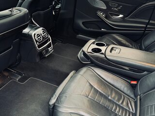 2017 Mercedes-Benz Maybach S-Класс 450 I (X222) Рестайлинг, чёрный, 3000000 рублей, вид 4