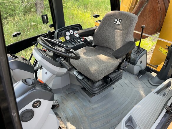 2008 Caterpillar 428, жёлтый, 7600000 рублей - вид 7
