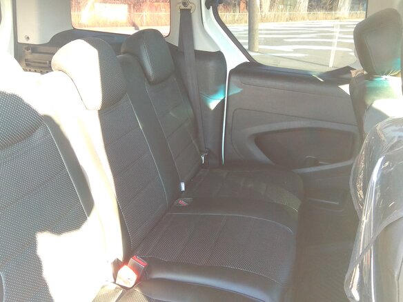 2010 Citroen Berlingo II, белый - вид 17