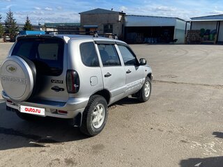 2005 Chevrolet Niva I, серебристый, 330000 рублей, вид 5
