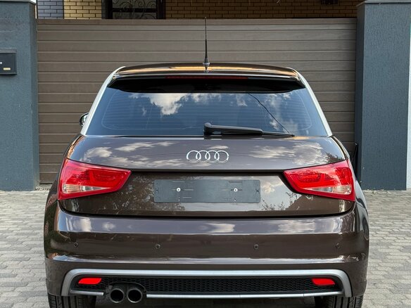 2011 Audi A1 I (8X), коричневый - вид 25