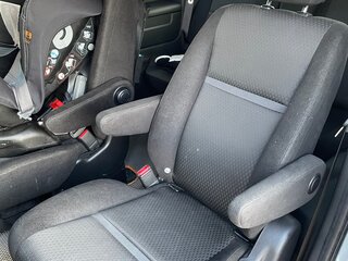 2017 Honda Stepwgn V Рестайлинг, белый, 2250000 рублей, вид 5