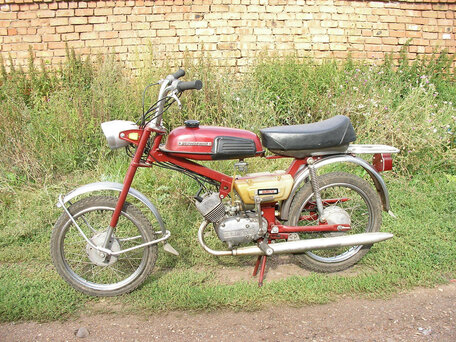 1976 Львовский мотозавод Верховина, красный, 50000 рублей, вид 1