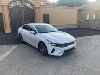 2020 Kia K5 III, белый, 2400000 рублей, вид 3