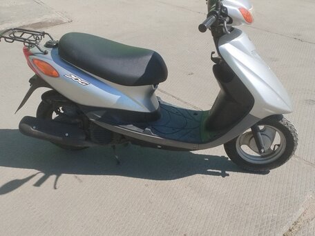 2009 Yamaha Jog, серебристый, 65000 рублей, вид 3
