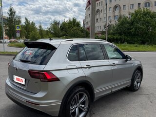 2018 Volkswagen Tiguan II, серебристый, 2880000 рублей, вид 5
