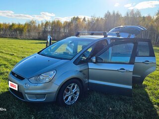 2006 Ford S-MAX I, серебристый, 680000 рублей, вид 1