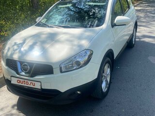 2011 Nissan Qashqai+2 I Рестайлинг, белый, 1350000 рублей, вид 1