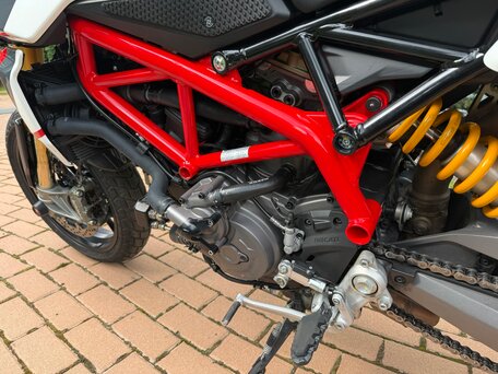 2022 Ducati Hypermotard, красный, 1500000 рублей, вид 3