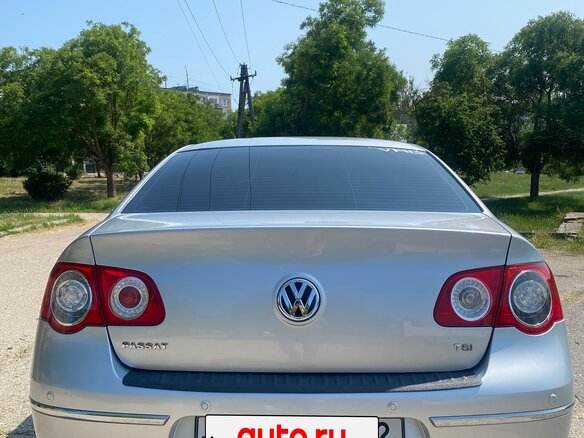 2010 Volkswagen Passat B6, серебристый, 870000 рублей - вид 8