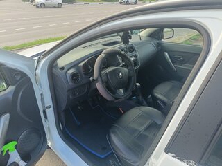 2014 Renault Logan II, белый, 300000 рублей, вид 4