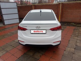 2017 Hyundai Solaris II, белый, 1050000 рублей, вид 2