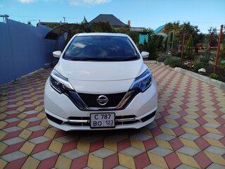 2018 Nissan Note II Рестайлинг, белый, 1320000 рублей, вид 2