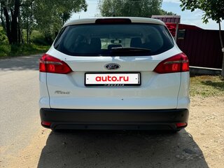 2016 Ford Focus III Рестайлинг, белый, 800000 рублей, вид 2