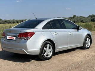 2013 Chevrolet Cruze I Рестайлинг, серебристый, 830000 рублей, вид 5