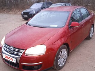 2010 Volkswagen Jetta V, пурпурный, 430000 рублей, вид 1