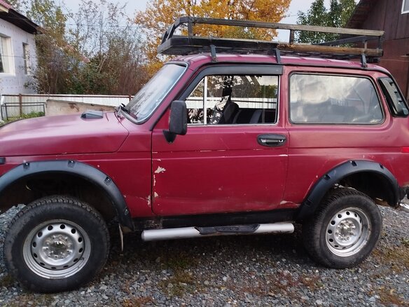 1990 Lada (ВАЗ) 2121 (4x4) I, красный, 180000 рублей - вид 3