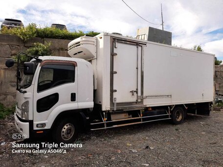 2013 Isuzu Forward (F-Series), белый, 6250000 рублей, вид 2