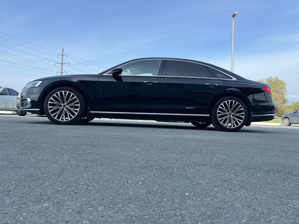 2019 Audi A8 Long 55 TFSI IV (D5), чёрный, 4750000 рублей - вид 18