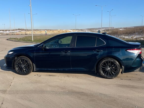 2020 Toyota Camry VIII (XV70), синий, 2955555 рублей - вид 5