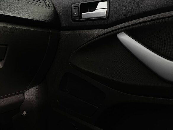 2011 Ford Kuga I, белый, 920000 рублей - вид 14
