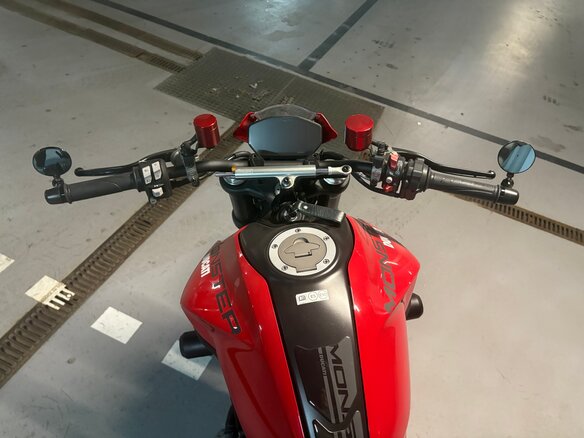 2021 Ducati Monster 937, красный, 1240000 рублей - вид 6
