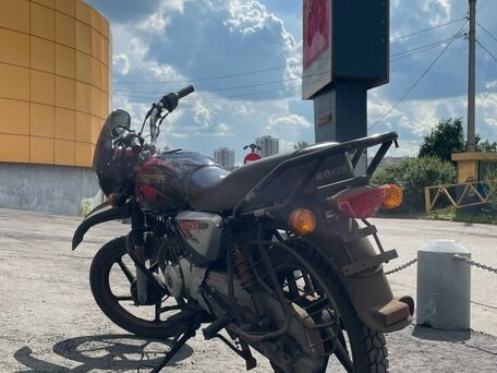 2022 Bajaj Boxer BM 125, чёрный, 120000 рублей, вид 2