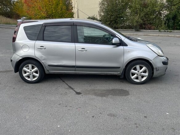 2007 Nissan Note I, серебристый, 320000 рублей - вид 3